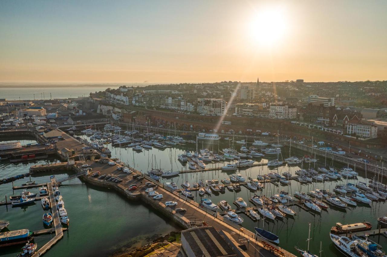 Royal Harbour Retreat - Balcony, Sea View Property Ramsgate Exteriér fotografie
